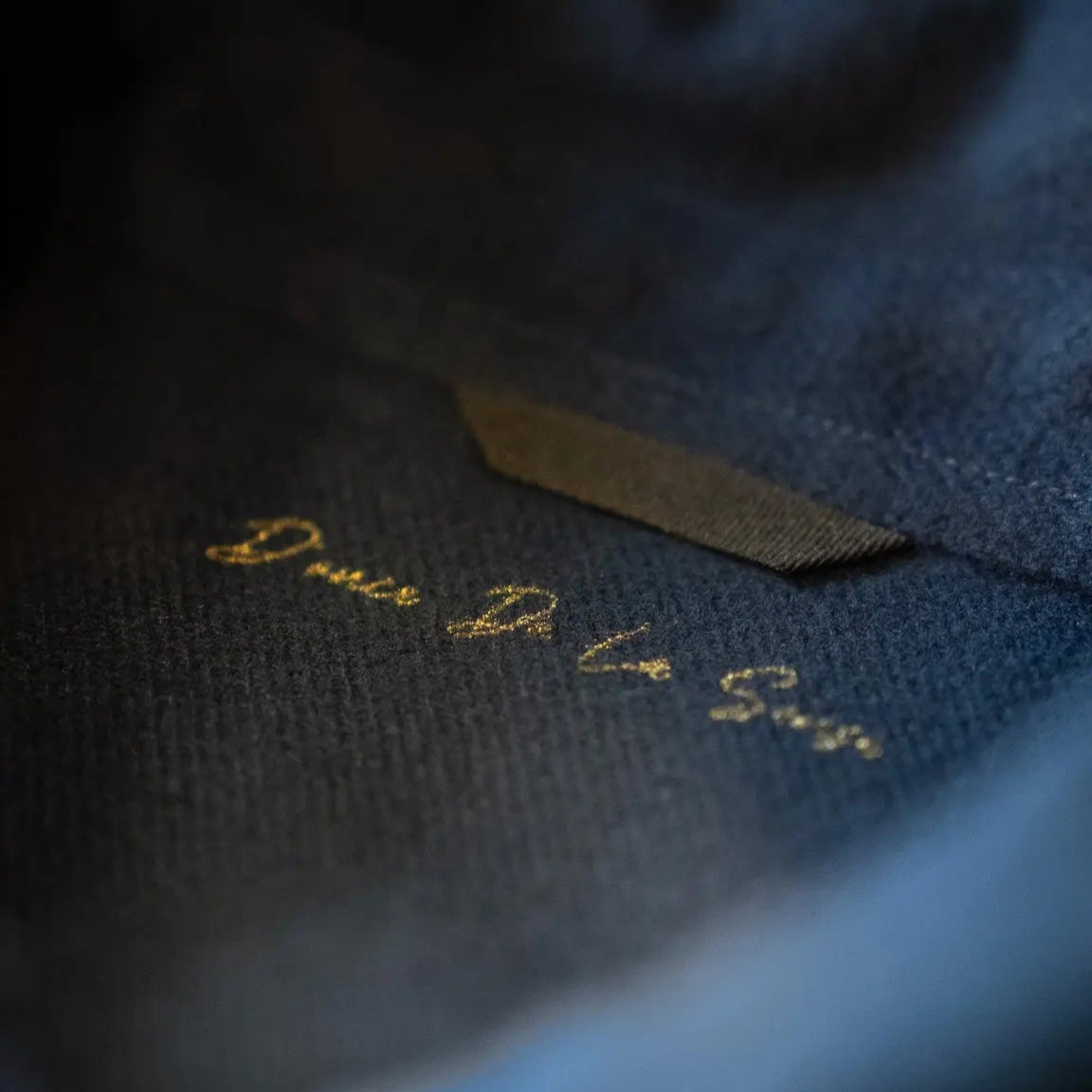 Exclusive handprinted Donce de la Sense signature overshirt in navy blue with a soft brushed twill finish, perfect for winter outfits with Stockholm style.
