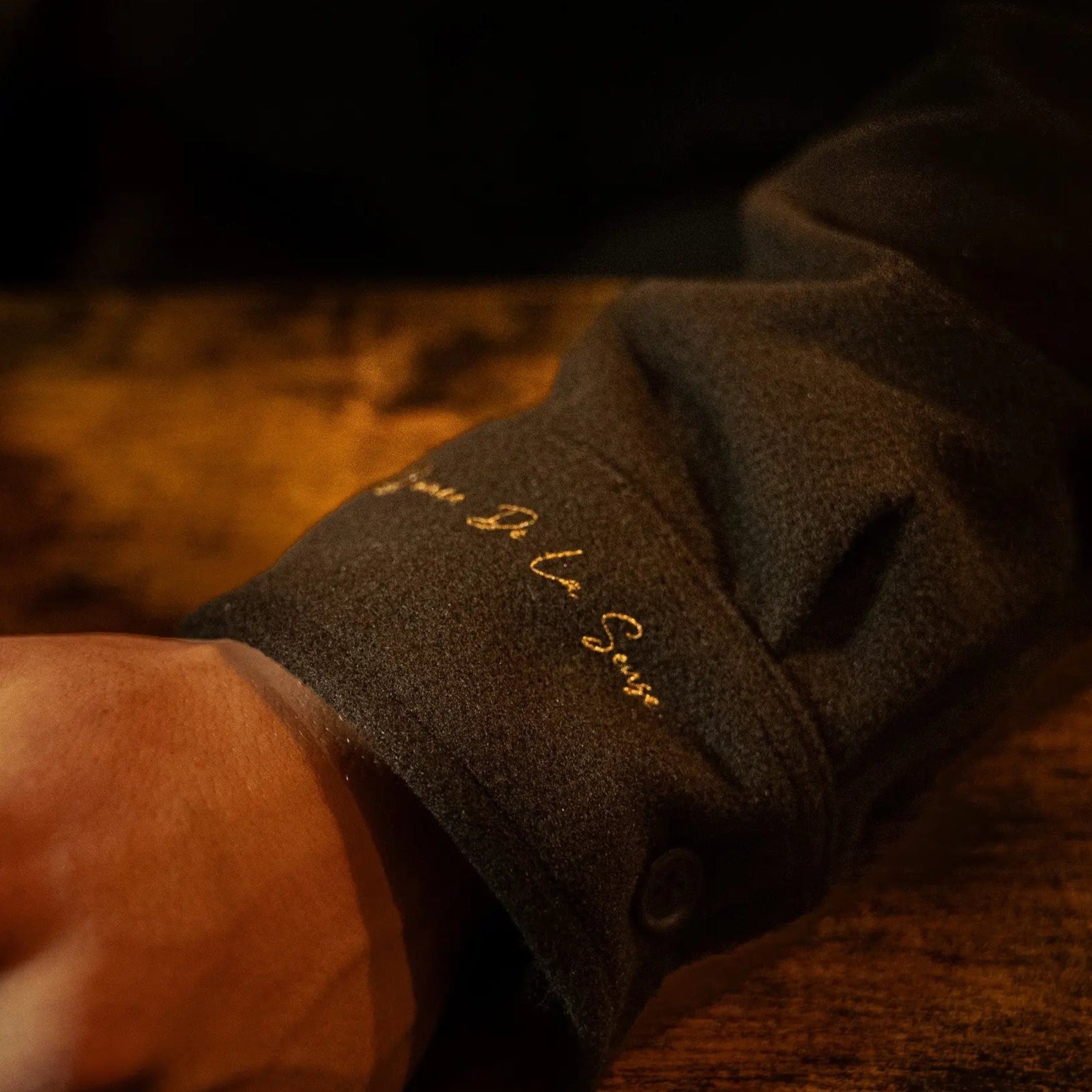 Winter-ready Donce de la Sense signature overshirt in navy blue with brushed twill texture, exclusive handprinted design in Sweden, ideal for Stockholm style.